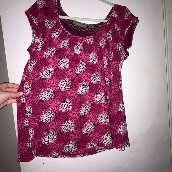 Liz Claiborne Magenta Floral Blouse - Picture 3 of 4